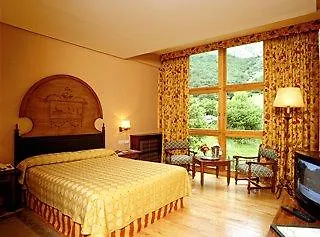 Hotel De 3*