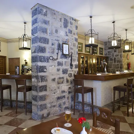 弗恩特德帕拉多酒店 酒店 3*