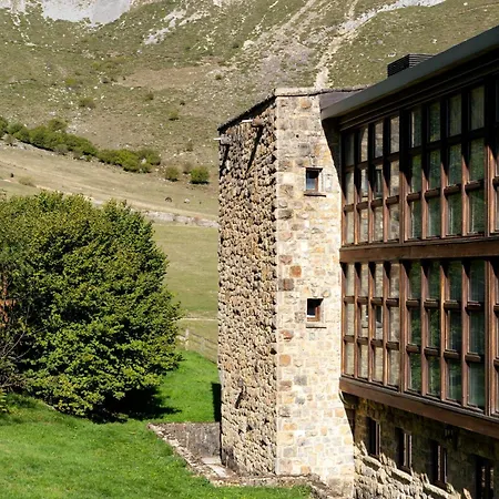 Hotel De 3*
