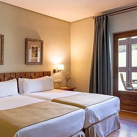 Hotel De 3*
