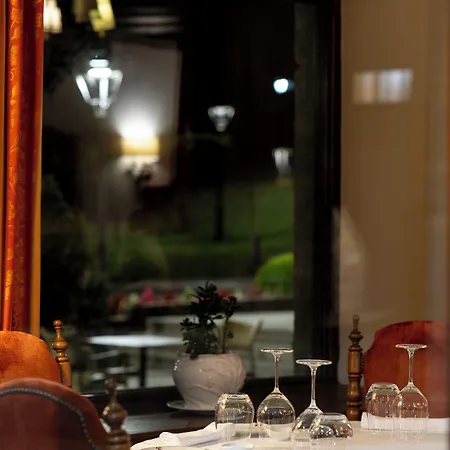 Hotel De