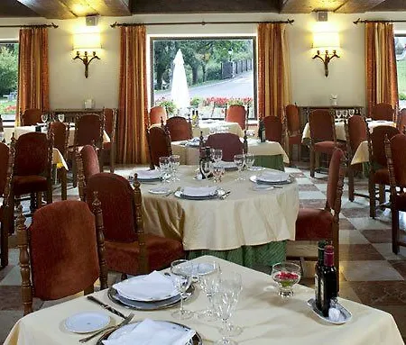 Hotel De 3*