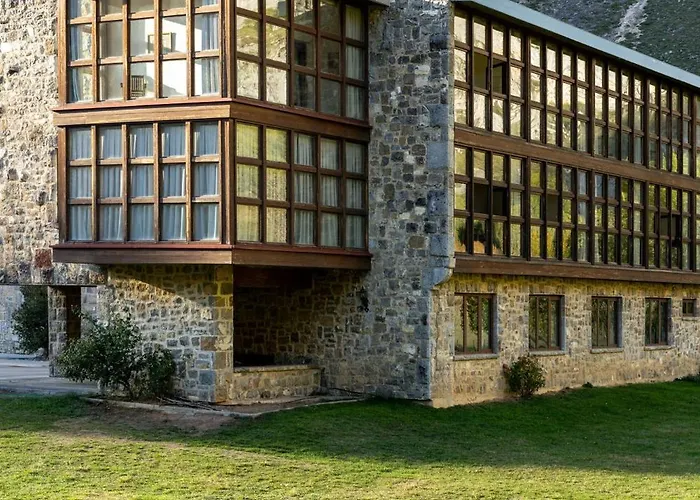 弗恩特德帕拉多酒店 芬特德