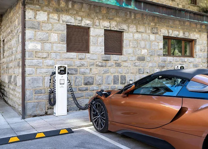 弗恩特德帕拉多酒店 3* 芬特德