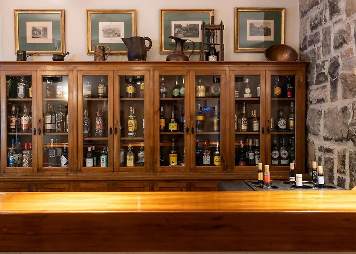 パラドール デ フェンテ デ ホテル 3*