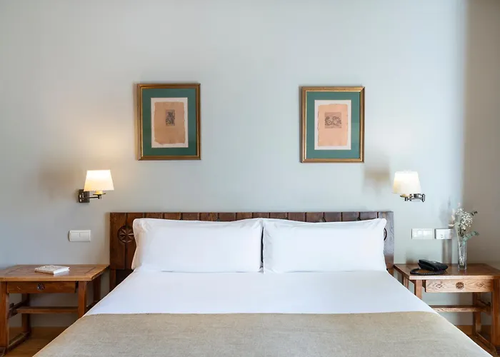 パラドール デ フェンテ デ 3* フエンテ・デ