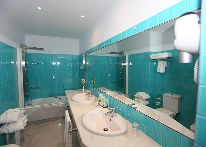 弗恩特德帕拉多酒店 酒店 芬特德