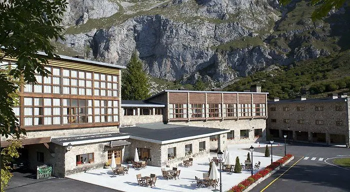 パラドール デ フェンテ デ フエンテ・デ